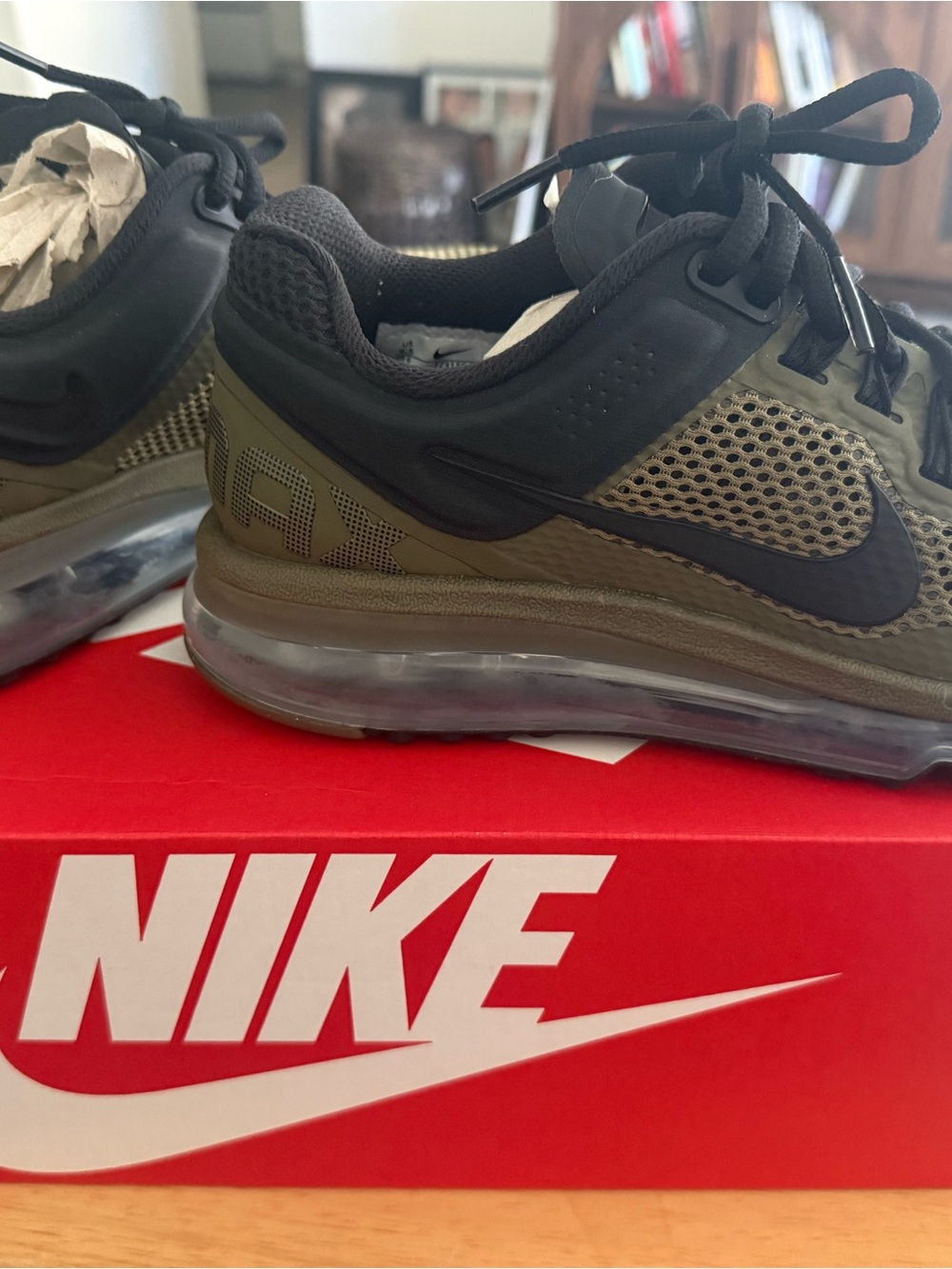 Nike Men’s Olive Green and Black Air Max Sneakers